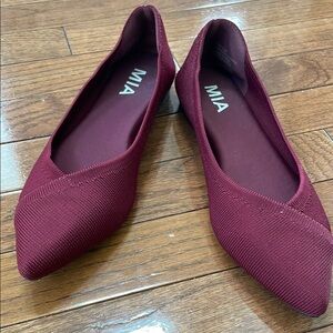 MIA Women's Burgundy Flats